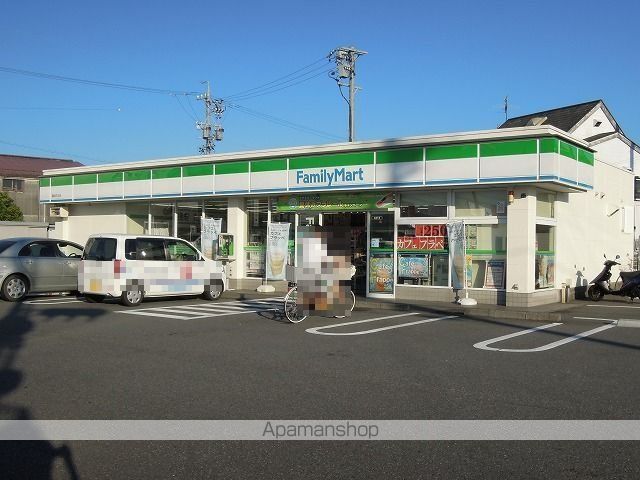 コンビニ　ファミリーマート静岡古庄店（コンビニ）まで300m