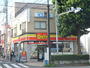 コンビニ　デイリーヤマザキ 西小岩3丁目店（コンビニ）まで165m
