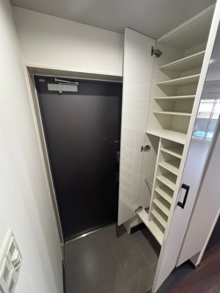 The Shinagawa East Residenceの玄関写真