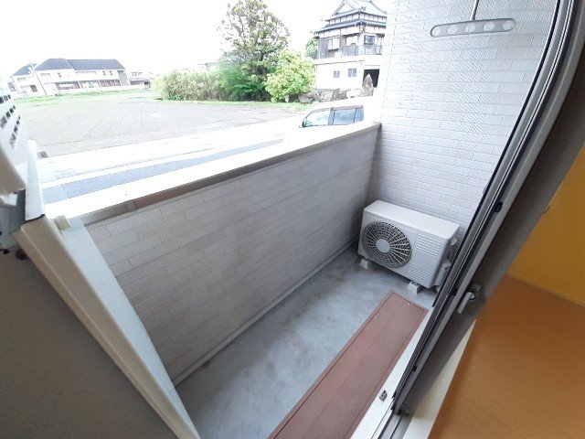 バルコニー　広々としたバルコニーです