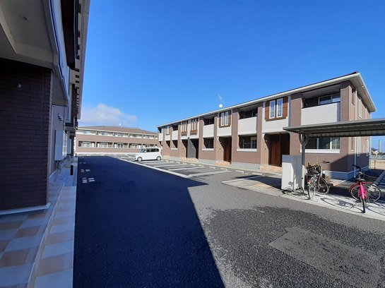 駐車場　駐車スペースもあります