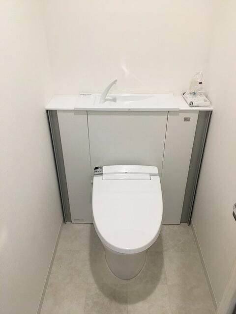 トイレ　トイレもきれいです