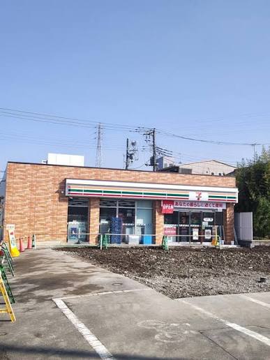 コンビニ　セブンイレブン足立一ツ家2丁目店（コンビニ）まで364m