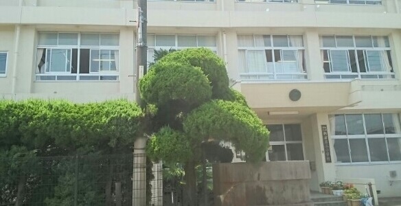 小学校　新津第二小学校（小学校）まで450m