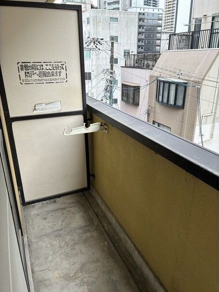 バルコニー