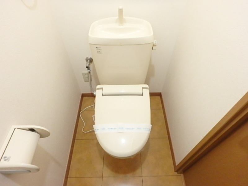 トイレ　図面と現状に相違がある場合には現状を優先