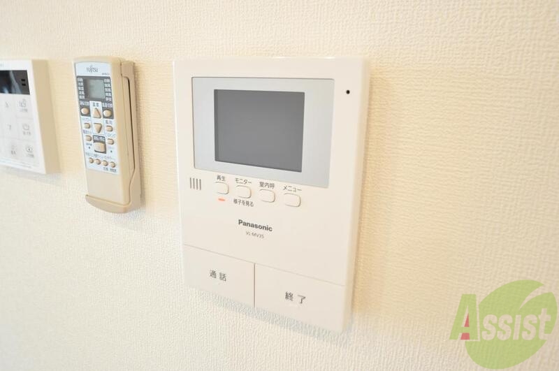 セキュリティ　モニターフォンも完備。お顔が見えるので女性の方も安心ですね。