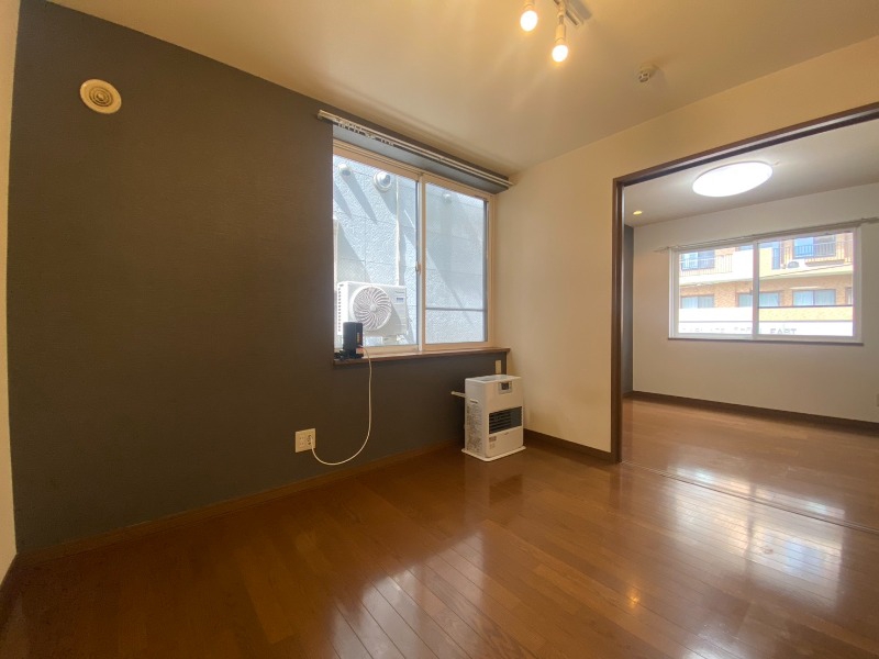 居室・リビング　広くてキレイなお部屋が広がっていて、充実した生活が送れそう。