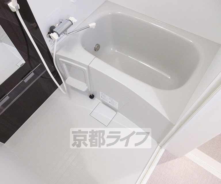 バス・シャワールーム　オシャレなお風呂です・