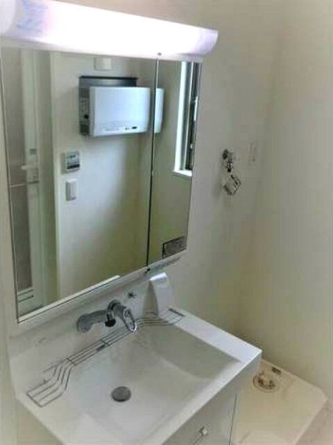 洗面設備　追焚機能付きです