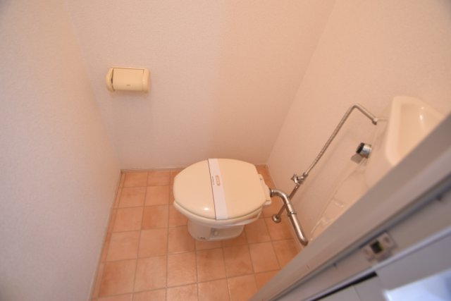 トイレ　トイレもきれいです