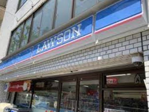 コンビニ　ローソン早稲田町店（コンビニ）まで158m