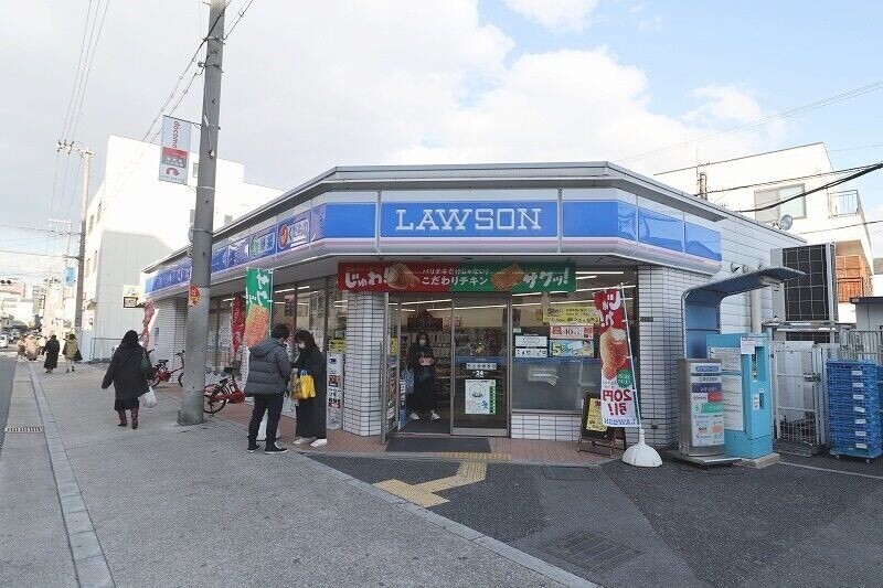 コンビニ　ローソン鶴橋三丁目店（コンビニ）まで440m