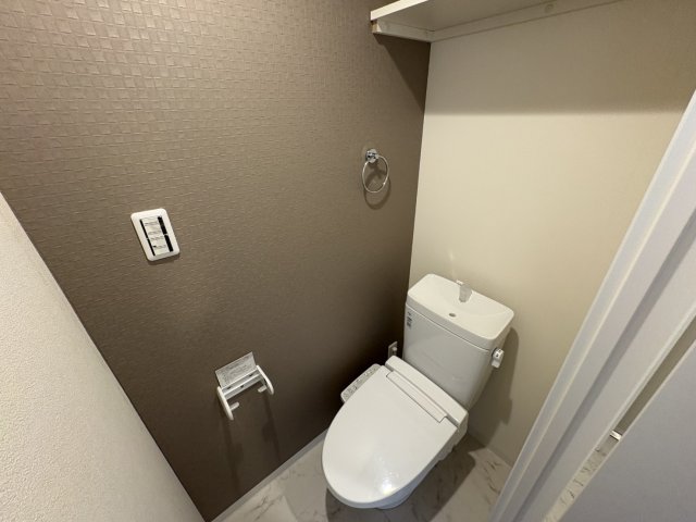 グランメール芦屋南宮町のトイレ写真