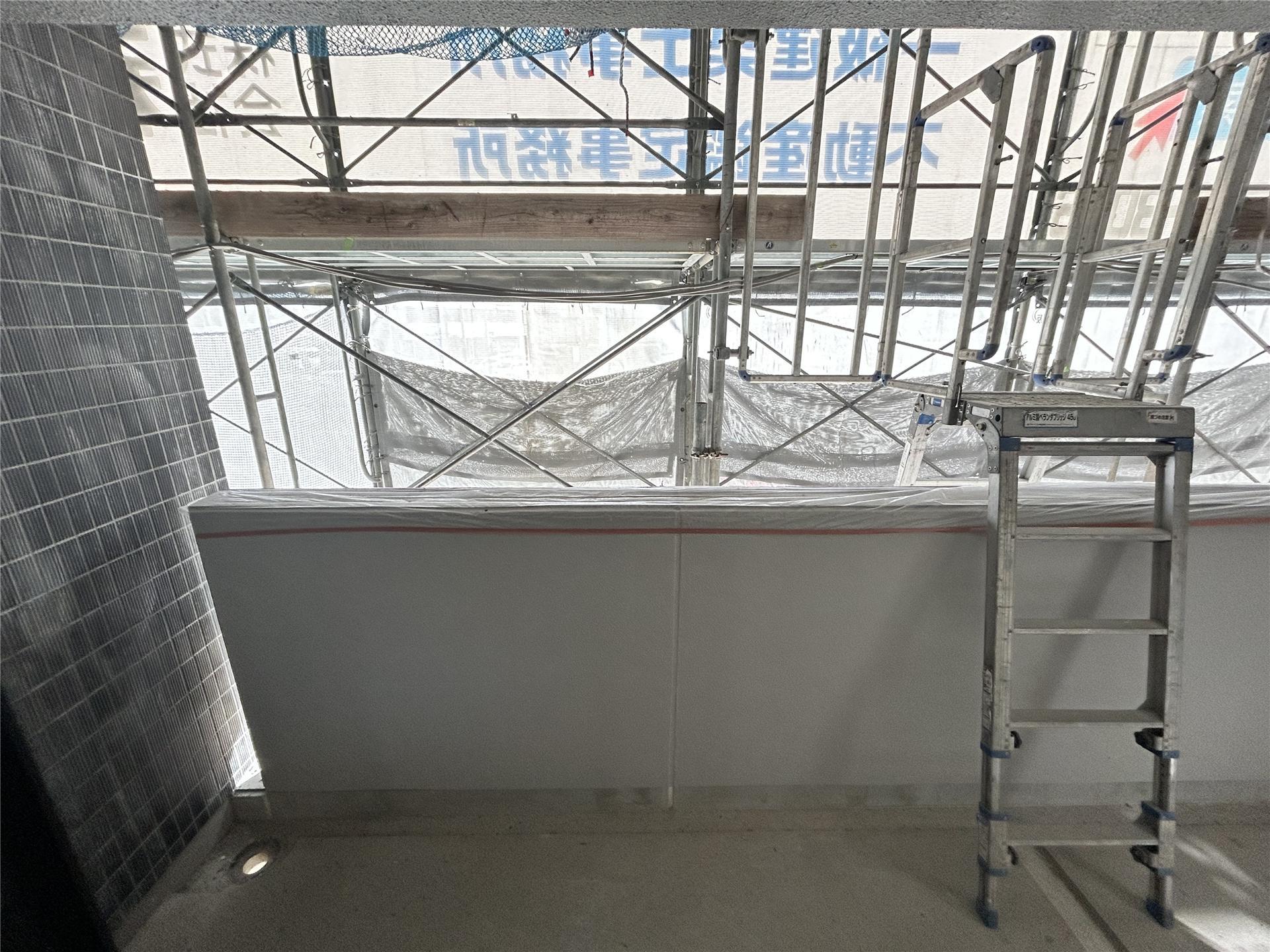 バルコニー　ベランダ(建築中)