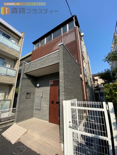 建物外観　オシャレな物件発見しました。。