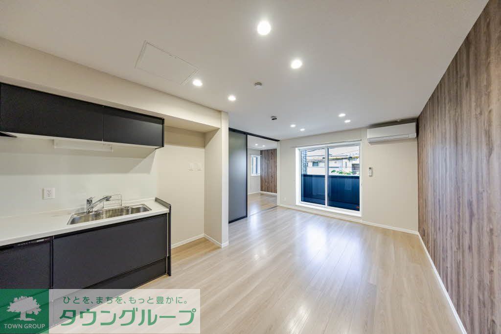 居室・リビング　キッチン