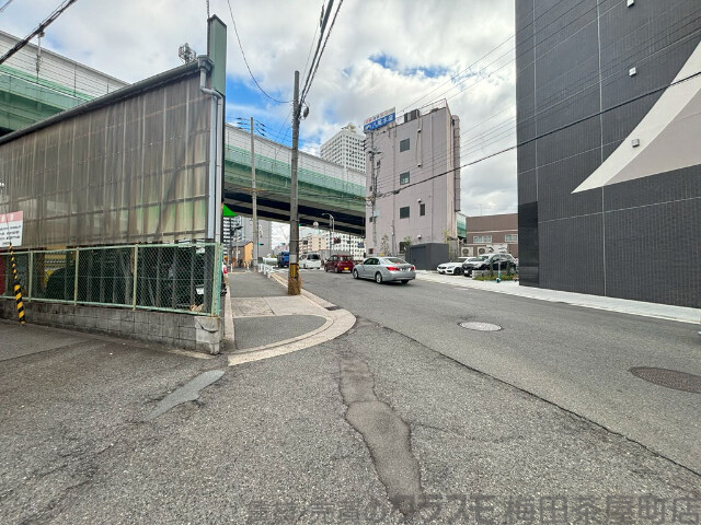 その他　周辺道路（その他）まで10m