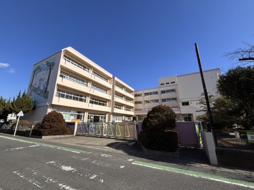 小学校　中曽根小学校（小学校）まで106m