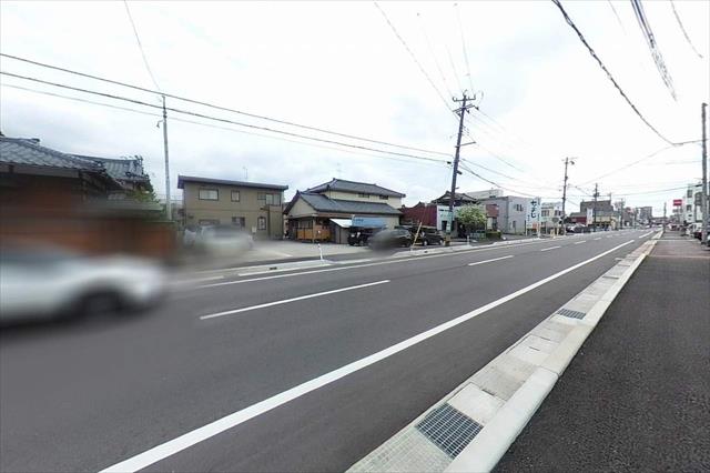 その他　前面道路（その他）まで0m