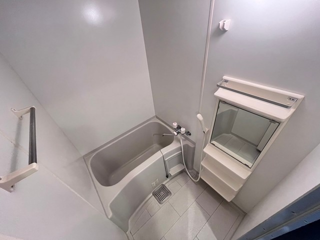 バス・シャワールーム　※他の部屋の写真