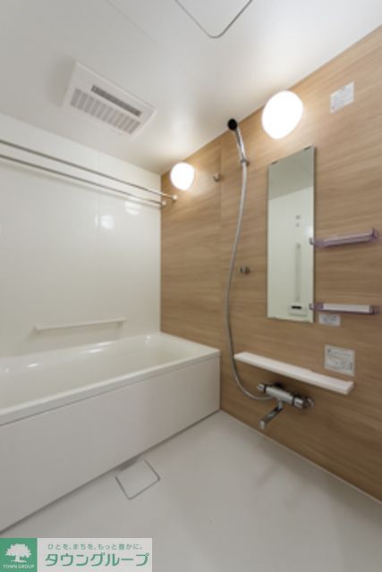バス・シャワールーム　※写真は同タイプ住戸です。