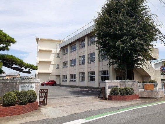 小学校　前橋市立駒形小学校（小学校）まで2600m