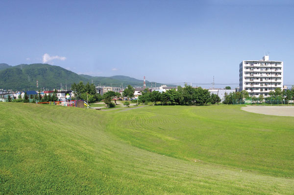 公園　発寒西公園（公園）まで653m