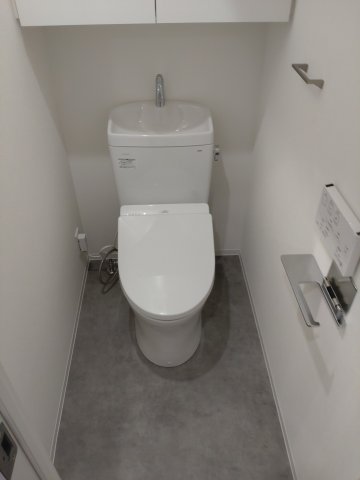 トイレ　※同タイプ参考写真です（natural）