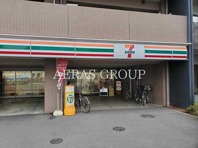 コンビニ　セブン-イレブン 川崎戸手町店（コンビニ）まで374m