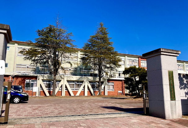 高校・高専　市立一条高等学校（高校・高専）まで524m