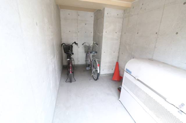 その他共有部分　自転車置き場