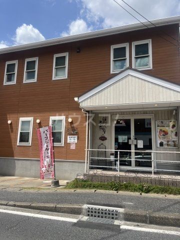 飲食店　洋菓子工房いわもと（飲食店）まで559m