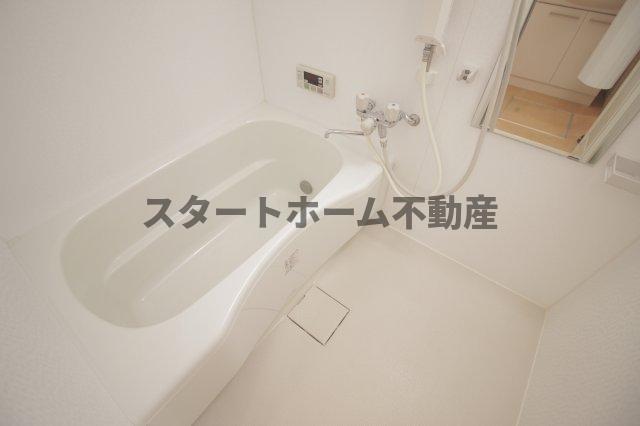 バス・シャワールーム　お風呂です