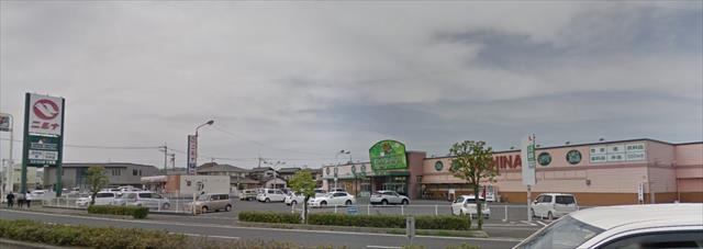 スーパー　ニシナフードバスケット西原店（スーパー）まで327m