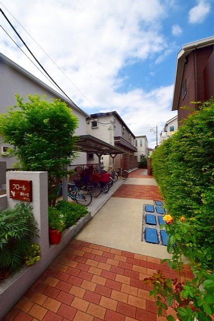 エントランス　★お問い合わせはタウンハウジングまで★