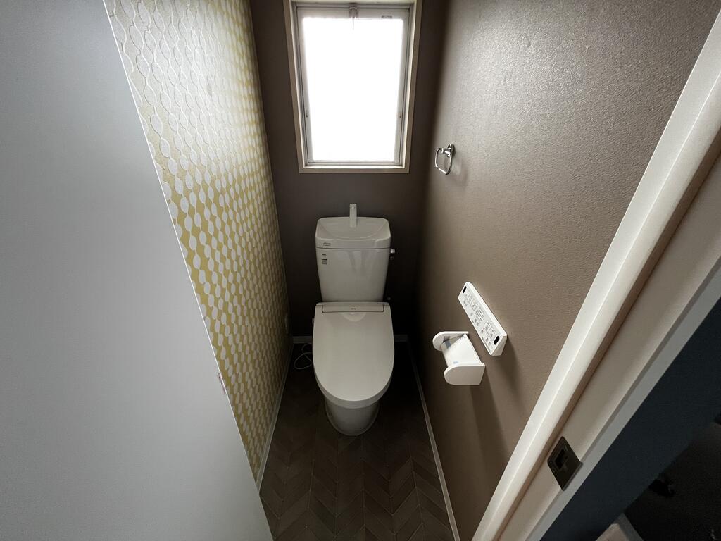 マンション指月のトイレ写真