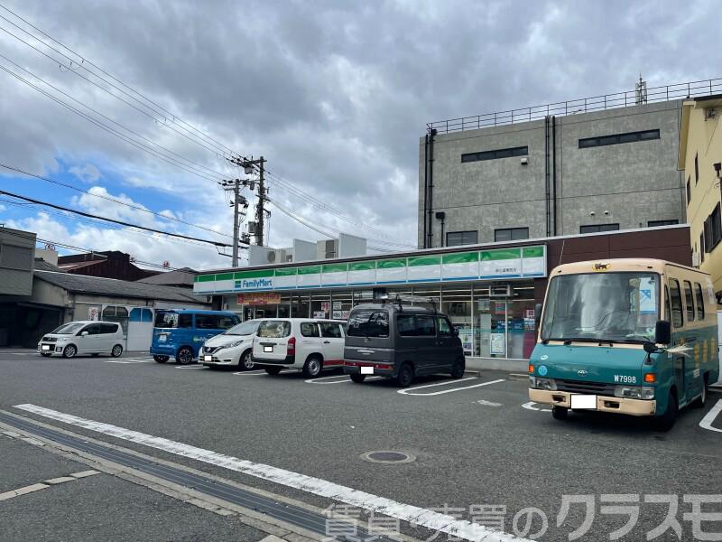 コンビニ　ファミリーマート堺七道東町店（コンビニ）まで163m