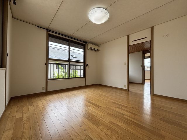 その他設備　２階洋室（エアコン有）