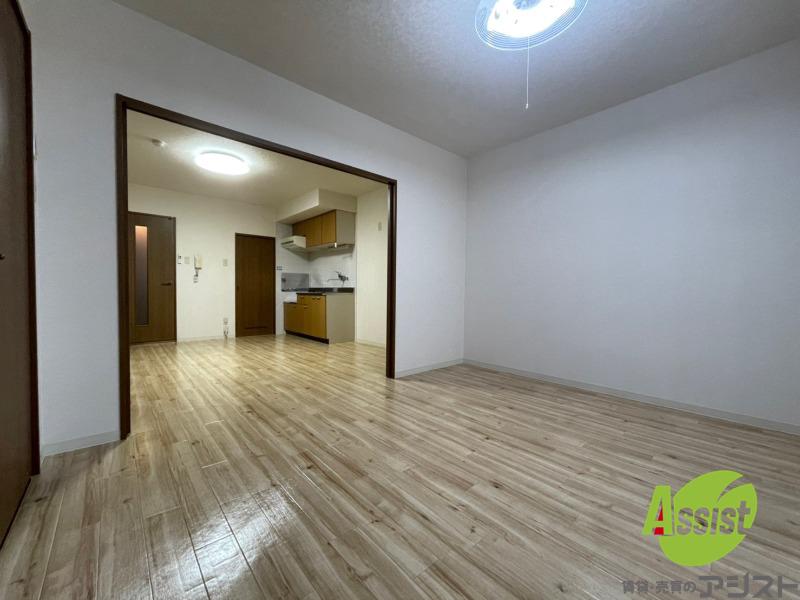 その他部屋・スペース　明るいお部屋は気持ちよく過ごせそうですね。