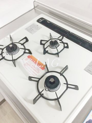 その他設備　３口コンロです。