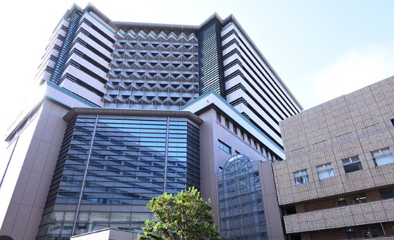 病院　横浜市立大学附属 市民総合医療センター（病院）まで514m