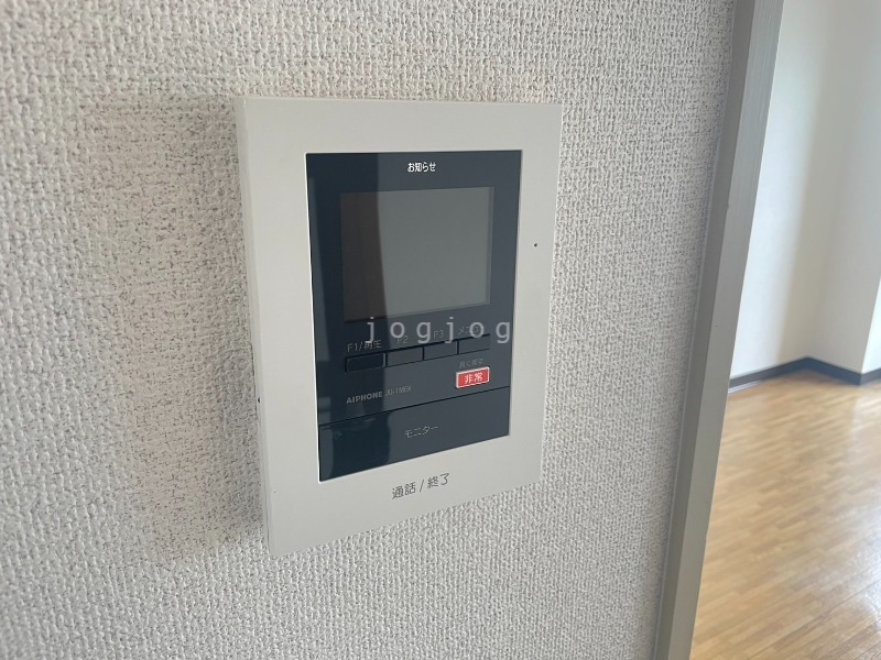セキュリティ　モニター付きインターホンで来客確認も安心です！