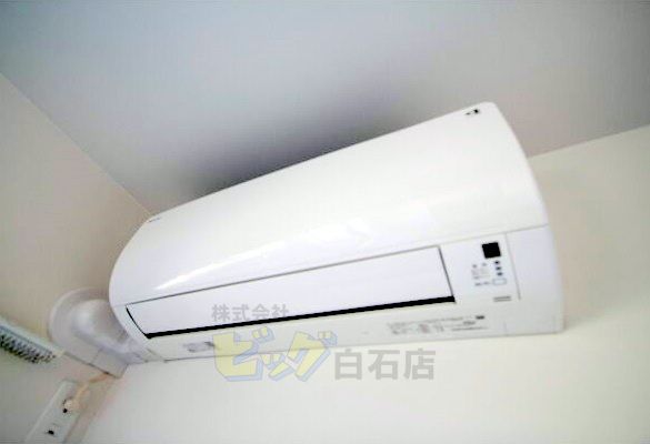 その他設備　夏も快適なエアコン付きです♪