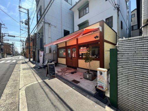 飲食店　pizzeria leonardo&ぼんのみみ（飲食店）まで593m