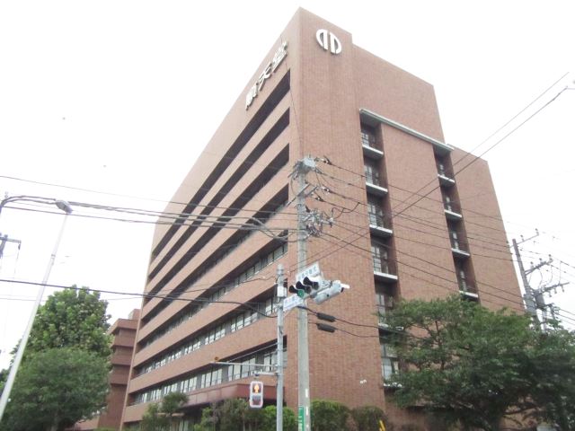 病院　順天堂大学医学部附属浦安病院（病院）まで680m