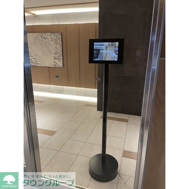 エントランス　顔認証で開錠・施錠可