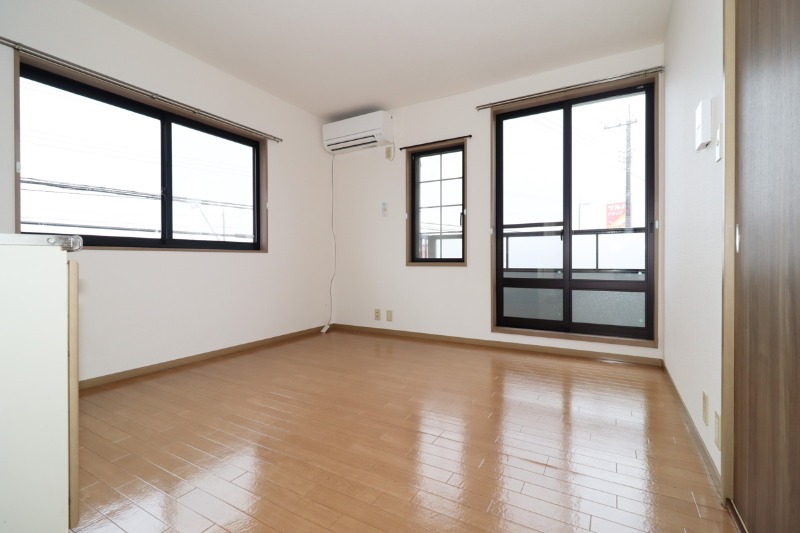 居室・リビング　図面と現状に相違がある場合には現状を優先