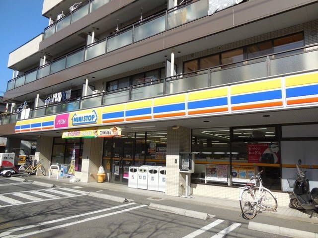 コンビニ　ミニストップ篠崎町1丁目店（コンビニ）まで470m