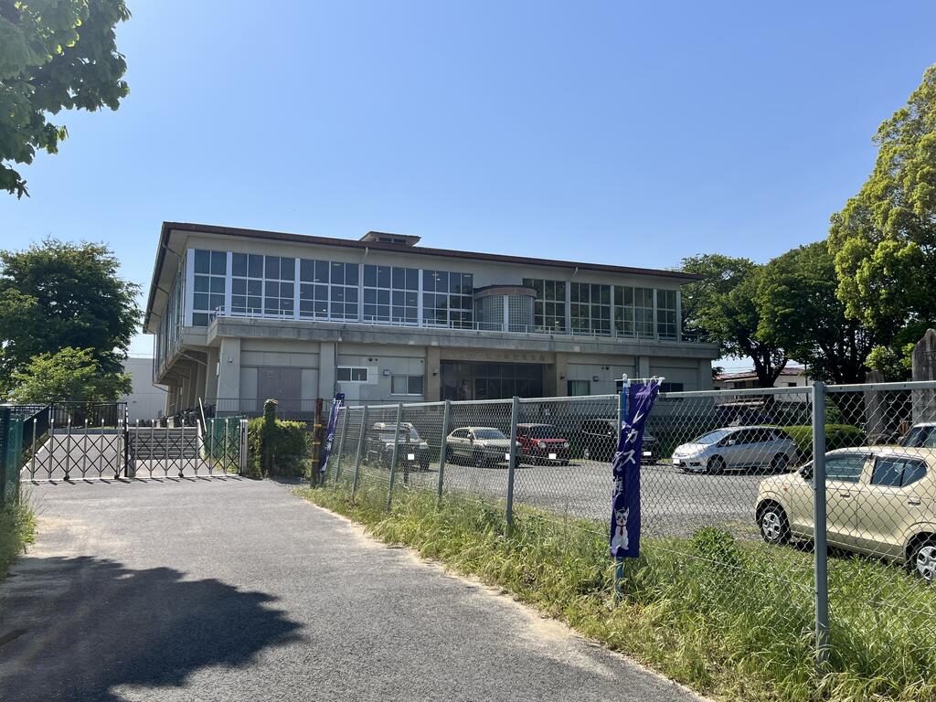 中学校　仙台市立広瀬中学校（中学校）まで396m